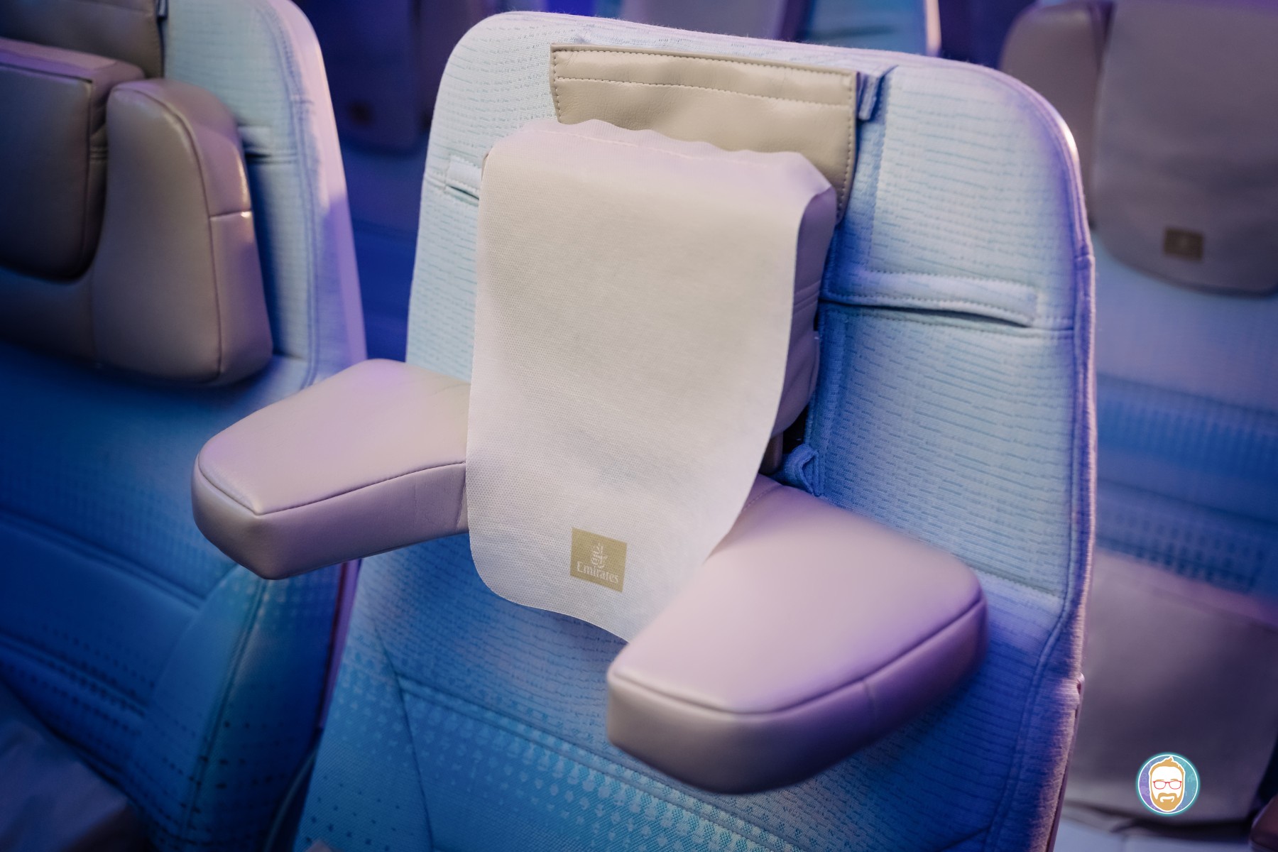 Emirates revoluciona clase turista con el reposacabezas U-Dream, adiós a las almohadas de viaje